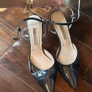 Zara size 40 kitten heels 2 inch